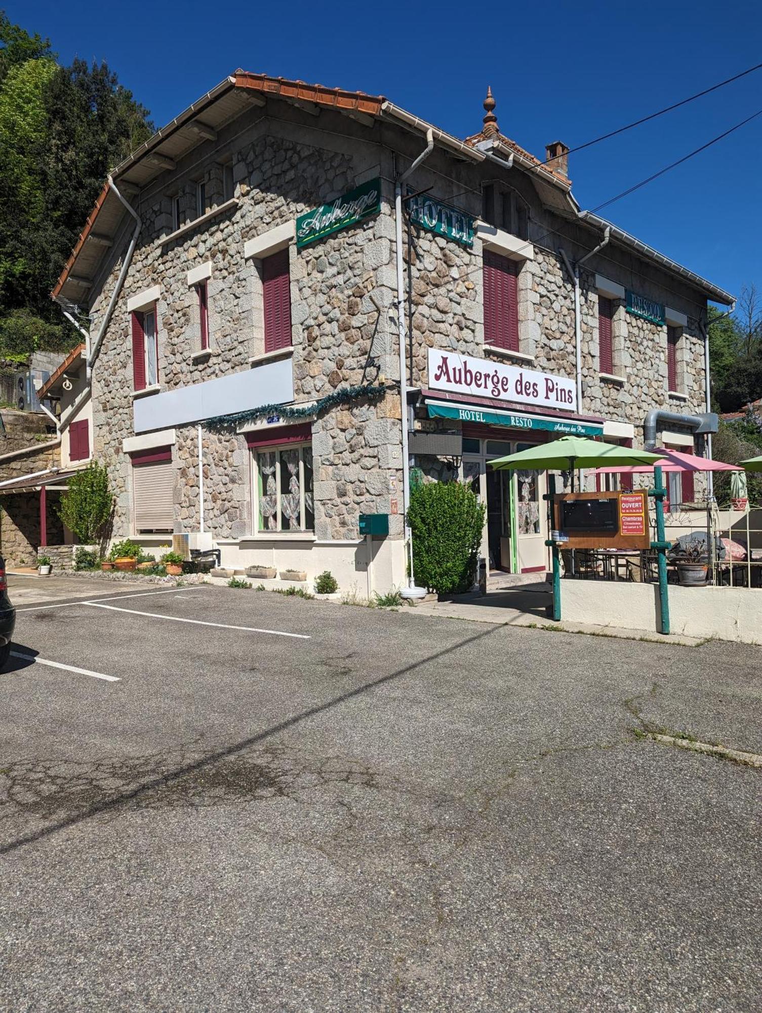 Auberge Des Pins Обена Экстерьер фото
