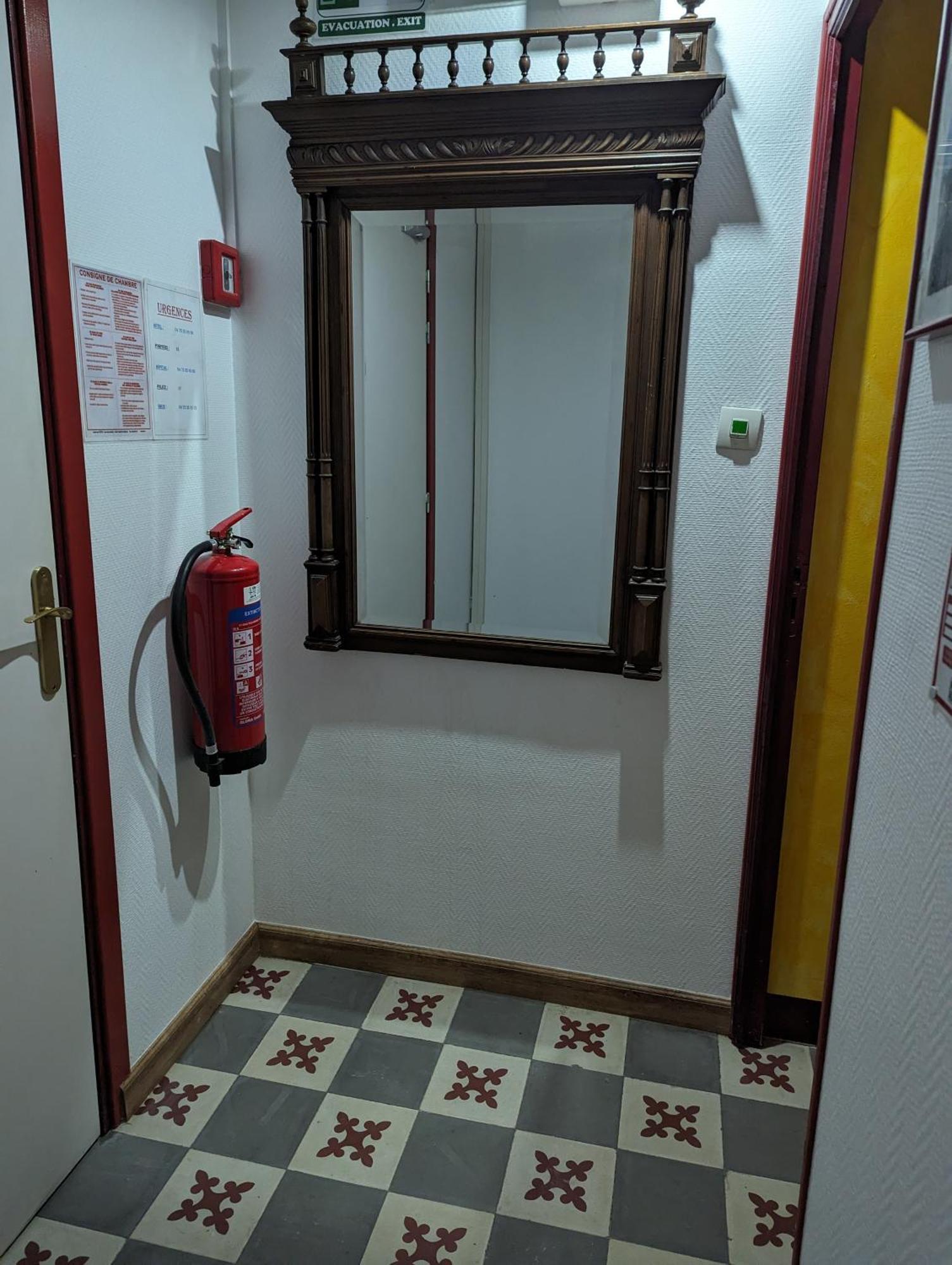 Auberge Des Pins Обена Экстерьер фото