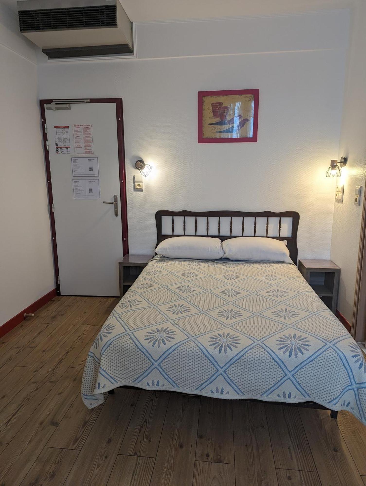 Auberge Des Pins Обена Экстерьер фото