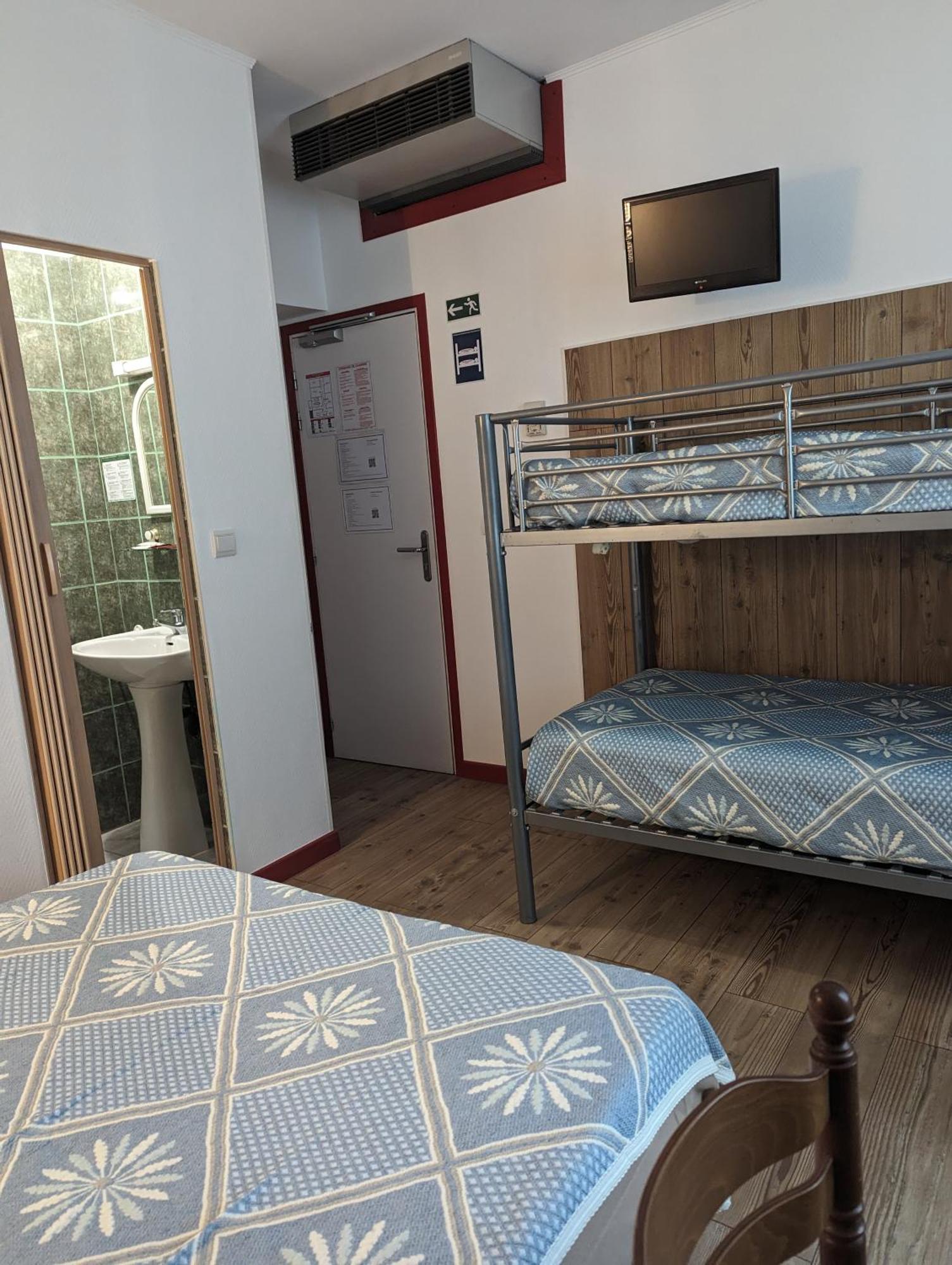 Auberge Des Pins Обена Экстерьер фото