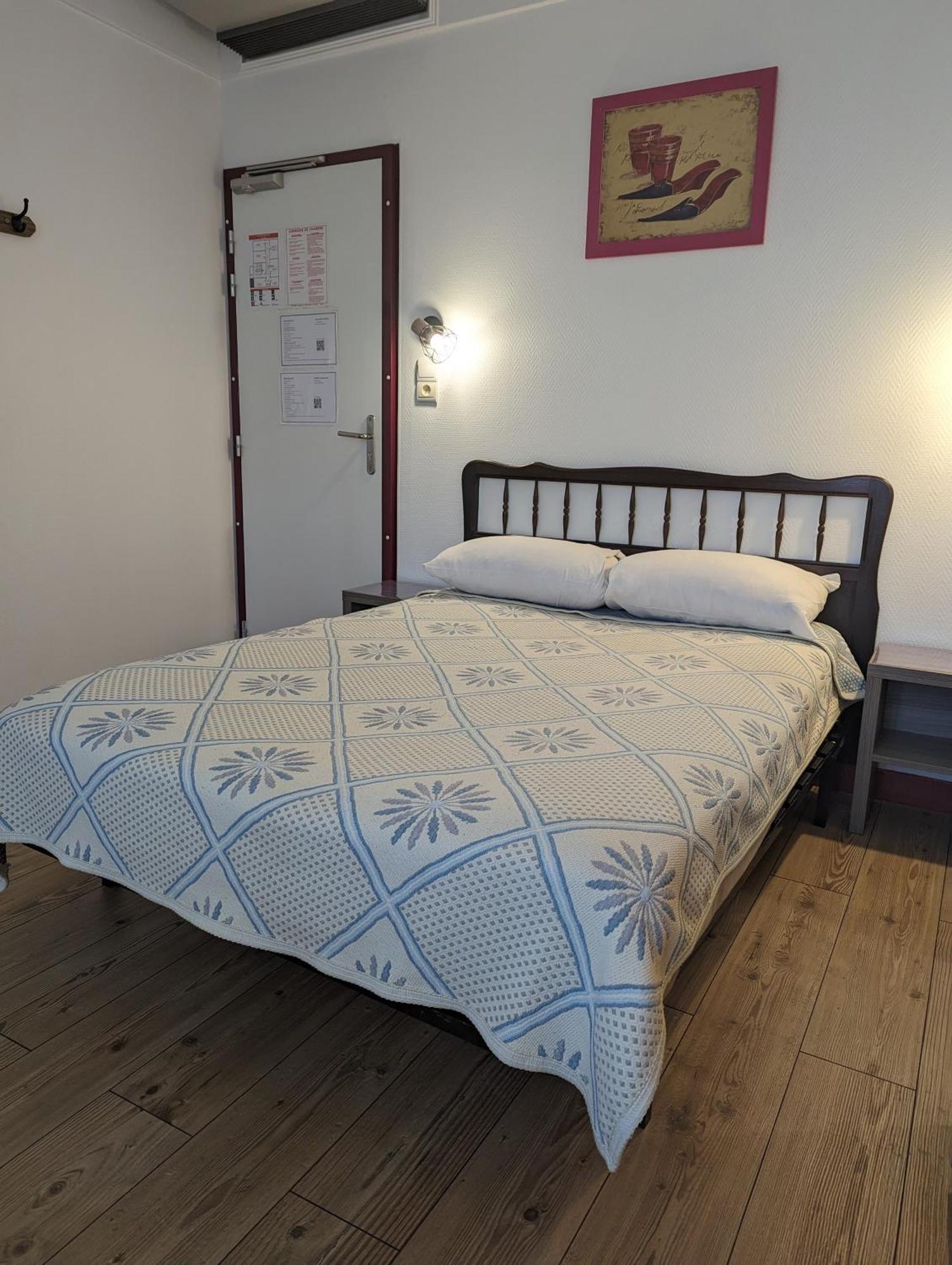 Auberge Des Pins Обена Экстерьер фото